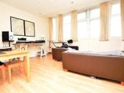 2 Bedrooms Flat for rent in Fitzalan Square, Sheffield S1
