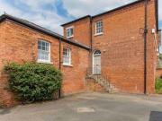 2 Bedrooms Flat for rent in Flat 1, Belle Orchard House,...