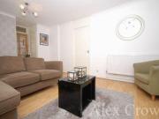 2 Bedrooms Flat for rent in Fortis Green, London N2