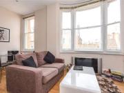 2 Bedrooms Flat for rent in Friar Street, Reading,...