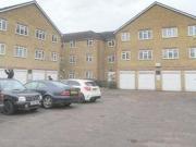 2 Bedrooms Flat for rent in Gables Close, London SE5 2 Bedrooms Flat for rent in Gables Close, London SE5