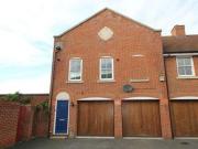 2 Bedrooms Flat for rent in Garland Road, Colchester CO2