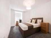 2 Bedrooms Flat for rent in Garnethill Street,...