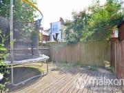 2 Bedrooms Flat for rent in Gassiot Road, Tooting SW17