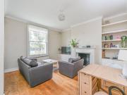 2 Bedrooms Flat for Rent in Gauden Road | Foxtons