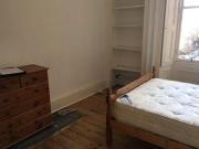 2 Bedrooms Flat for rent in Glen Street, Edinburgh EH3