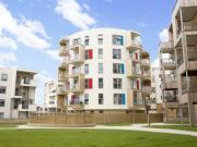 2 Bedrooms Flat for rent in Glenalmond Avenue, Cambridge CB2