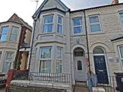 2 Bedrooms Flat for rent in Glenroy Street, Roath,...