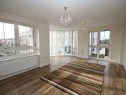 2 Bedrooms Flat for rent in Grebe Way, Maidenhead SL6