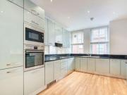 2 Bedrooms Flat for rent in Grosvenor Square, Mayfair,...