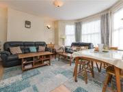 2 Bedrooms Flat for rent in Grove Road, Willesden Green,...