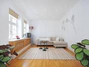 2 Bedrooms Flat for rent in Hallam Street, London W1W