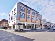 2 Bedrooms Flat for rent in Hanover House, High Street,...