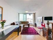 2 Bedrooms Flat for rent in Hardwicks Way, London SW18