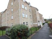 2 Bedrooms Flat for rent in Harrogate Road, Bradford BD10