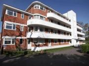 2 Bedrooms Flat for rent in Hartington Court, Chiswick W4
