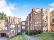2 Bedrooms Flat for rent in Harvey Lodge, Guildford GU1