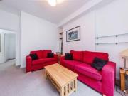 2 Bedrooms Flat for rent in Hatherley Grove, London W2
