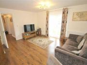 2 Bedrooms Flat for rent in Haven Street, Broughton,...