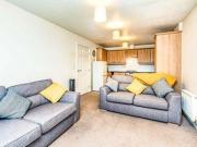 2 Bedrooms Flat for rent in Haverhill Grove, Wombwell,...