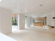 2 Bedrooms Flat for rent in Hereford Road, London W2