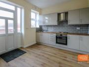 2 Bedrooms Flat for rent in High Street, Bloxwich,...