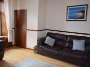 2 Bedrooms Flat for rent in High Street, Irvine, Irvine,...
