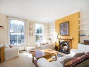 2 Bedrooms Flat for rent in High Street Kensington, High...
