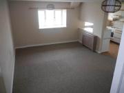 2 Bedrooms Flat for rent in Highmill Court, Dundee DD2