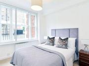 2 Bedrooms Flat for rent in Hill Street, Mayfair W1J