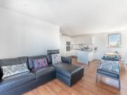 2 Bedrooms Flat for Rent in Hitchin Lane | Foxtons