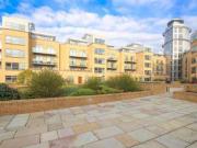 2 Bedrooms Flat for rent in Homerton Street, Cambridge CB2