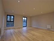 2 Bedrooms Flat for rent in Horsforth Mill, Low Lane,...