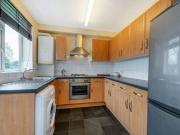 2 Bedrooms Flat for rent in Howard Road, London SE20