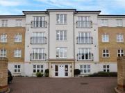 2 Bedrooms Flat for rent in Hurst Court, 8 Elliot Road,...