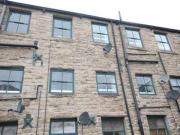 2 Bedrooms Flat for rent in Ightenhill Street, Padiham,...