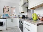 2 Bedrooms Flat for rent in Julia Court, Pendlestone...