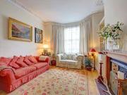 2 Bedrooms Flat for rent in Kelmscott Road, London,...