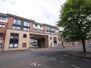 2 Bedrooms Flat for rent in Kelvinhaugh Street, Glasgow G3
