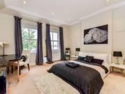 2 Bedrooms Flat for rent in Kensington Court, Kensington W8