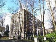 2 Bedrooms Flat for rent in Kensington Road, Glasgow G12