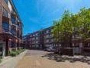 2 Bedrooms Flat for rent in Kew Bridge Court, Chiswick...