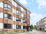 2 Bedrooms Flat for rent in Kew Bridge Court, Chiswick W4