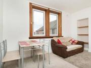 2 Bedrooms Flat for rent in Kilwinning Terrace,...