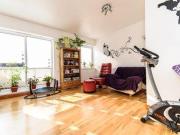 2 Bedrooms Flat for rent in Kimberley Avenue, London SE15