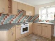 2 Bedrooms Flat for rent in Kingfisher Court, Beamont...