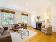 2 Bedrooms Flat for rent in Kings Road, Chelsea, London SW3