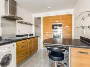 2 Bedrooms Flat for rent in Kingsquarter, Maidenhead SL6