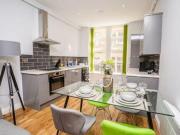 2 Bedrooms Flat for rent in Kirkgate, Huddersfield HD1