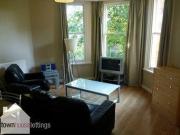 2 Bedrooms Flat for rent in Ladybarn Road, Flat 4,...